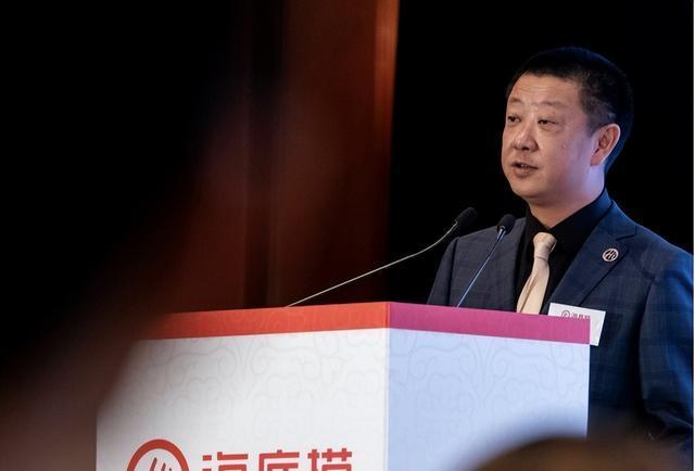 海底捞亏损超40亿火锅一哥增收不增利创始人张勇退居二线