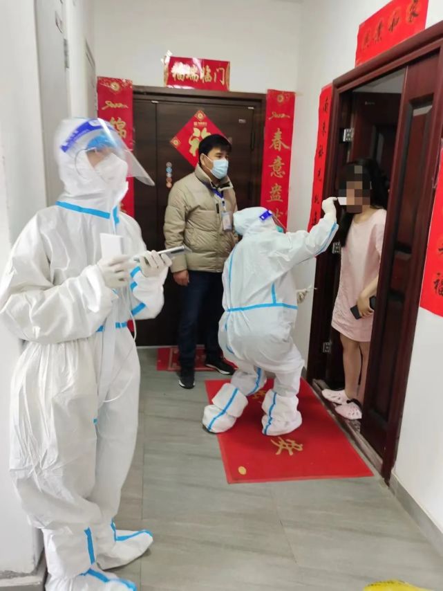 妈妈被集中隔离,濮阳这个女孩独自在家,他们知道后