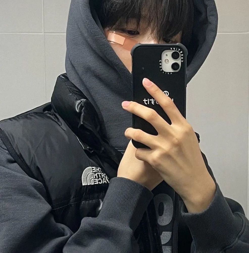 头像|精选优质真人男生头像_腾讯新闻