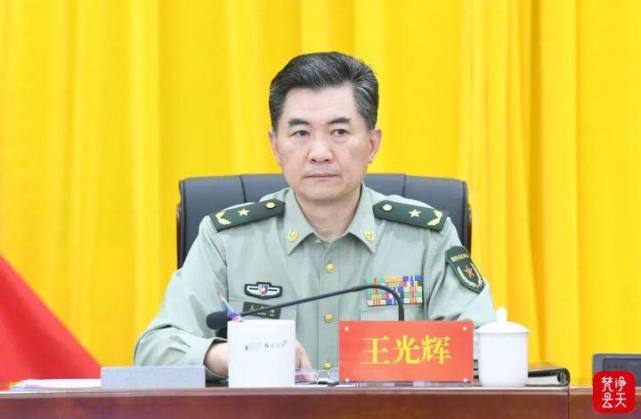 李作勋任铜仁军分区党委委员常委第一书记