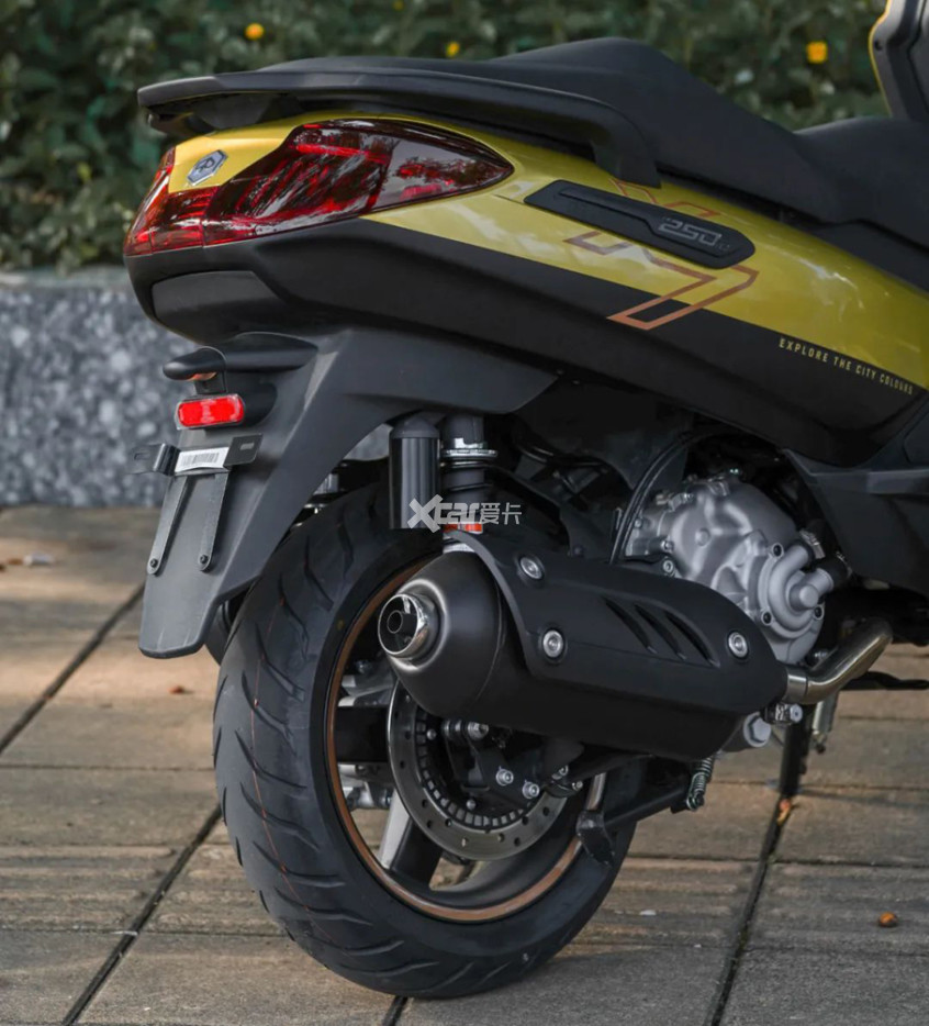 宗申比亚乔新x7踏板上市 售价22980元_腾讯新闻