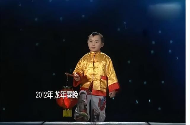 年畫娃娃鄧鳴賀:4歲成名6歲上春晚8歲離世,家人近況如何?