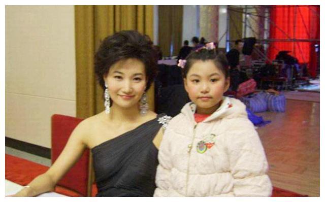 央视|李梓萌|女主持|新闻联播