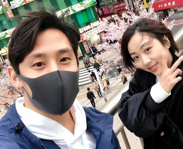 隋文静韩聪采访近照曝光!两人默契十足,冰迷纷纷直呼:好甜