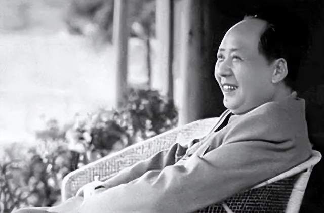 1975年，毛泽东最后一次生日，大家默契隐瞒一件事：长寿面是挂面