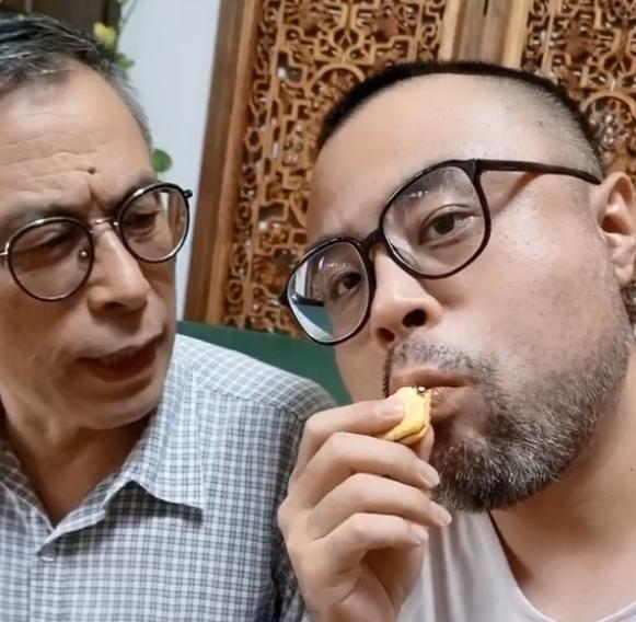 靠谎报价格圈粉387w胡老师身份被扒难怪能拿捏铁兜
