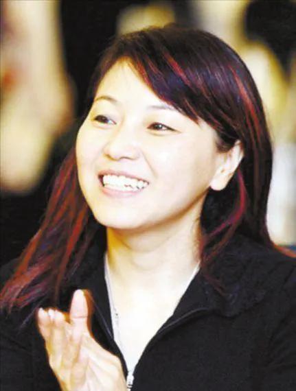 "跳水教母"于芬:与昔日弟子周继红反目成仇,36岁报国无门