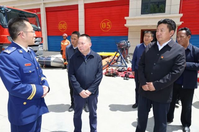 日喀则市委副书记,市长卓锋到消防救援支队调研指导工作