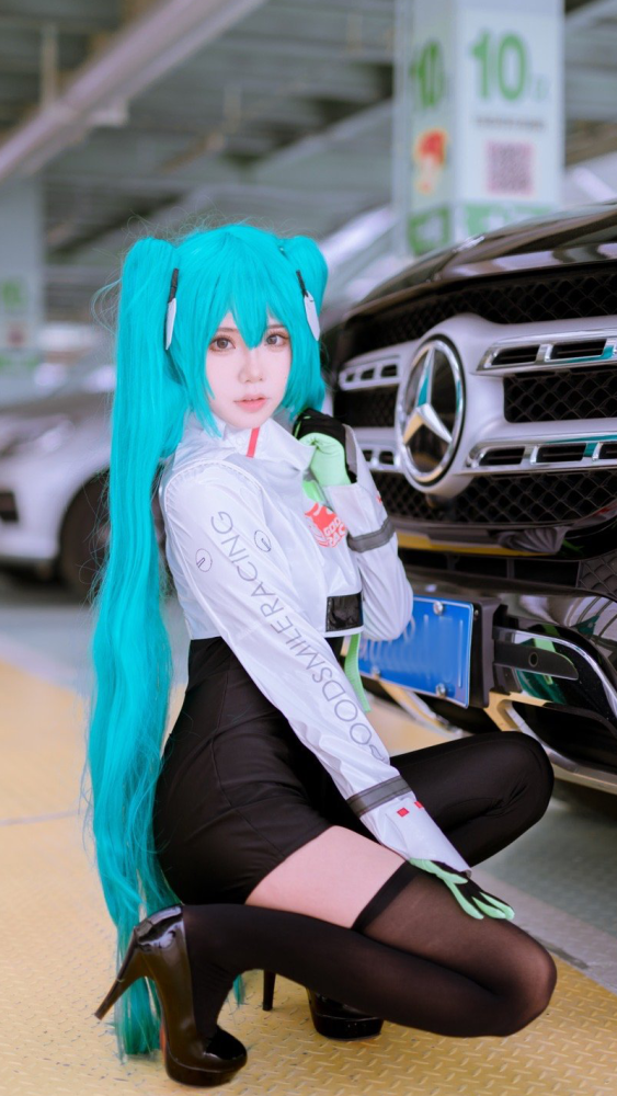 cos:賽車娘初音@紫韻才不是紫菜