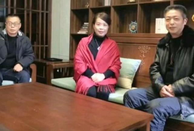 开封舅舅离世家人悲痛不已,许妈被传自杀两次,实则有人故意搅局