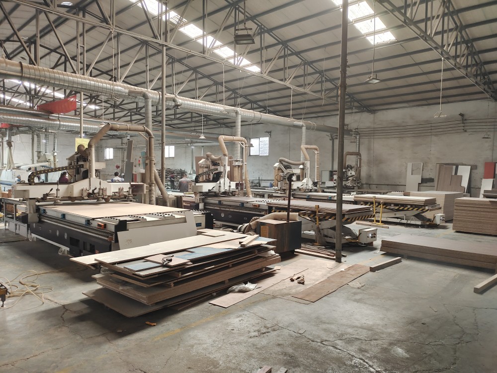 深巷美酒——探店一家优秀的济南源头定制家具工厂_腾讯新闻