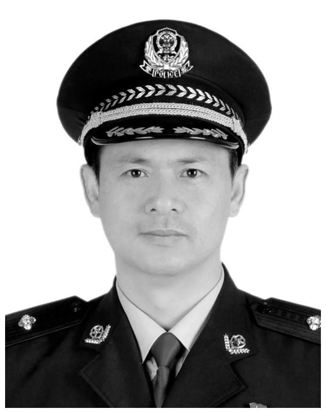 全國公安系統二級英雄模範,滄州市公安局運河分局網安大隊三級警長