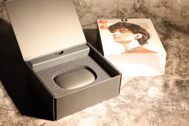 拿了vgp双料大奖的这国产耳机多硬核泥炭air3pro蓝牙耳机测评