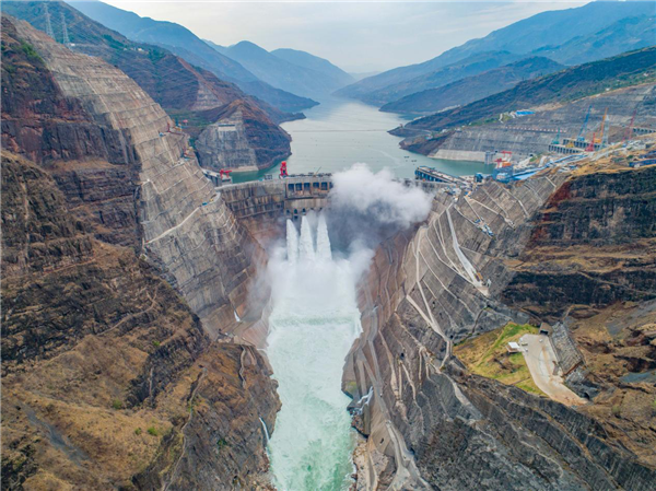 三峡集团长江干流梯级水电站发电量突破3万亿千瓦时