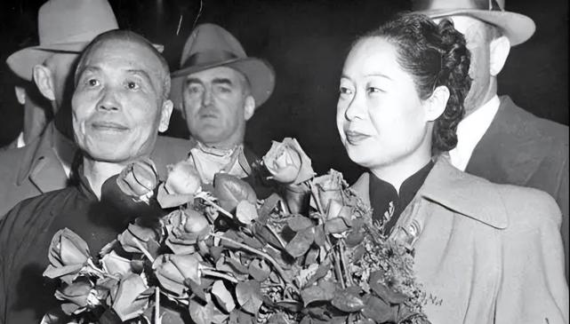 李秀文20岁嫁给李宗仁,夫妻分居70年,102岁在老家去世