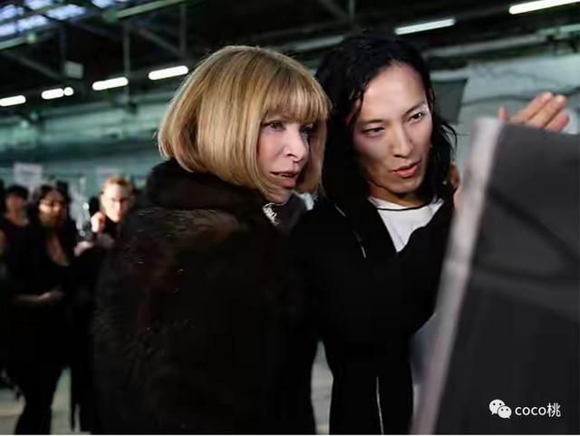 王大仁时隔三年再度重启秀场,他终于开始洗白了?