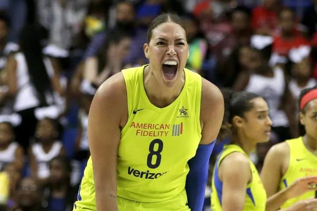 高2米多重200斤,打敗庫裡小弟,比伊巴卡壯|伊巴卡|wnba|庫裡|nba