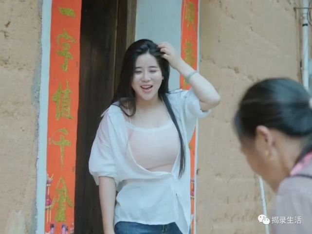 她可能会是另外一个"乡愁沈丹"吗?放下生意回村陪伴父母