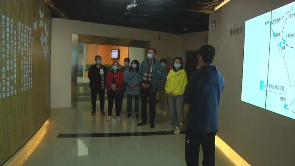 张巧钰说我看到了昌吉市改革开放以来翻天覆地的变化我们昌吉州各族