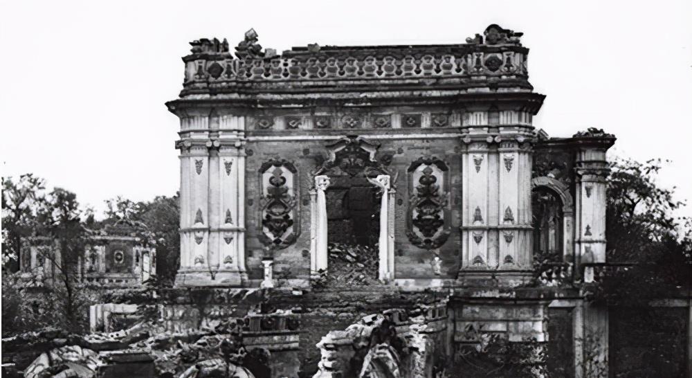 英国公开圆明园被毁前的老照片，建筑气势恢宏，美得让人移不开眼