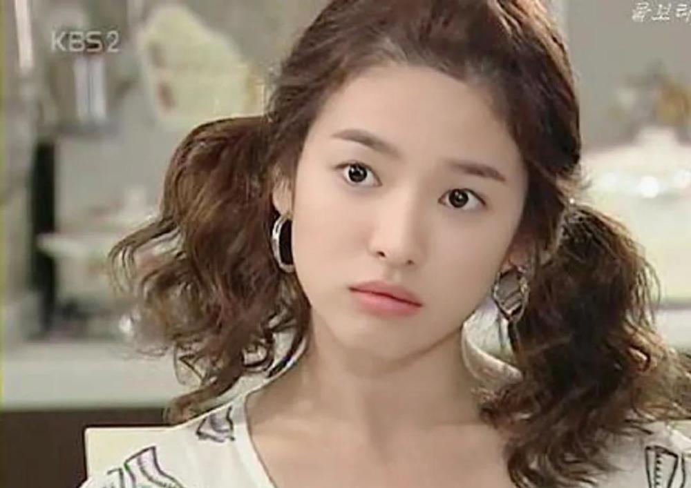 浪漫满屋韩智恩造型盘点,宋慧乔什么造型都可驾驭,喜欢最后一款插图3