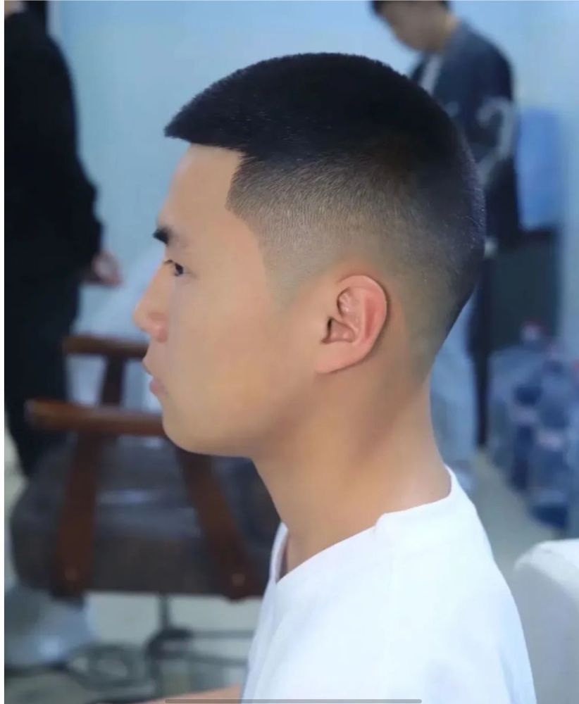 清爽帅气男士发型18款,天热这样剪就对了,你也可以变型男插图15