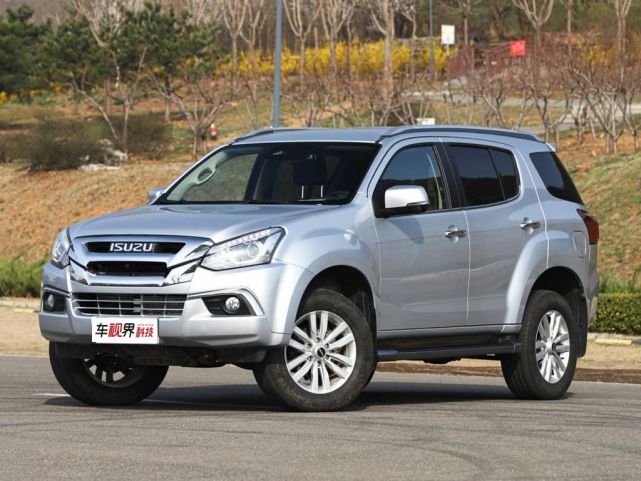 搭福特动力 江西五十铃mu-x牧游侠quark汽油版售16.68万起