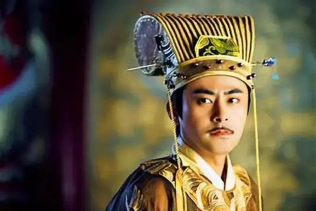 然而想象太美丽,现实太残酷,赵光义即位之后,他岂能让到手的鸭子飞走?
