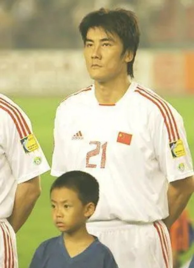 出生山东的大连籍名将李明凭何稳坐北京国安总经理一职