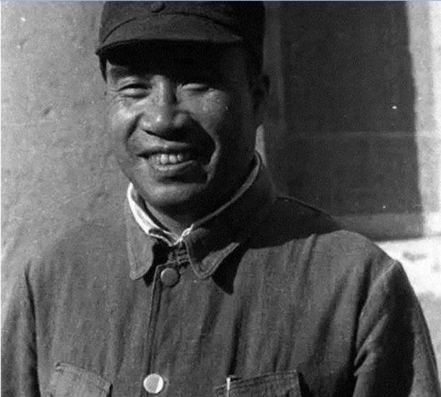 1937年八路军改编,朱老总德高望重,为何只授"中将加上将衔"