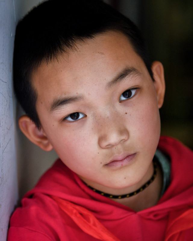 青春少年正向上