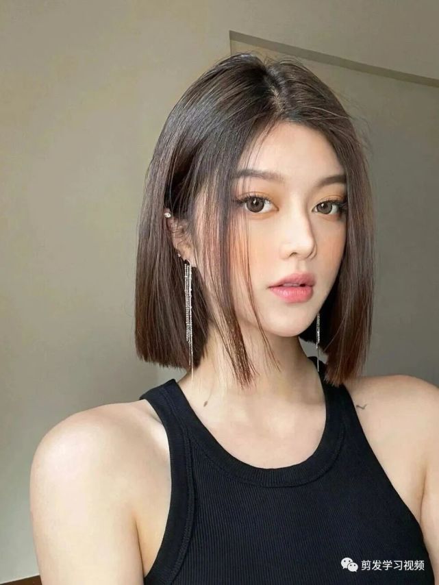 2022必剪超a"齐肩短发"显身材还减龄