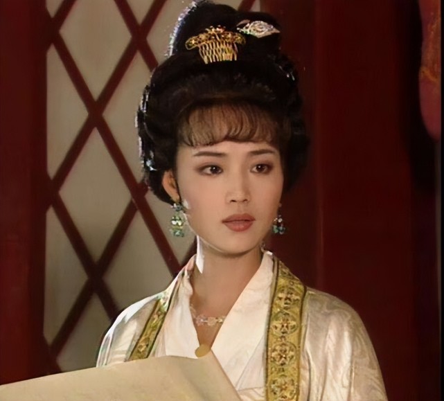 武则天为何让上官婉儿终身未嫁,却转手送给李治?