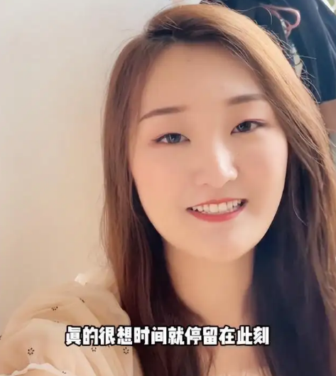 朱小伟新女友出面发声,将于周六直播辟谣,网友:准备圈钱了_腾讯新闻