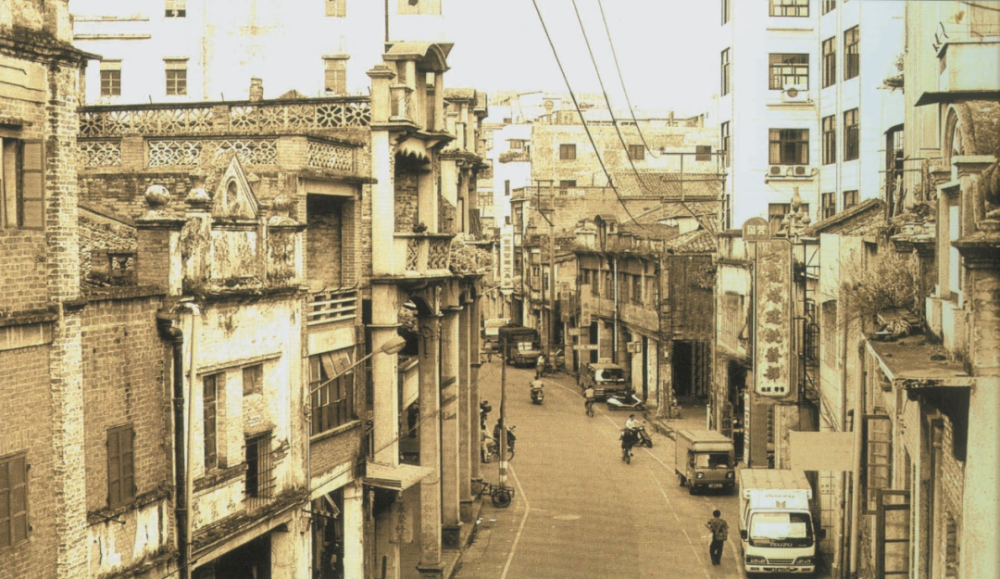 一条中山路,半部石龙商贸史,它标志着石龙由传统墟市向现代城镇的转变