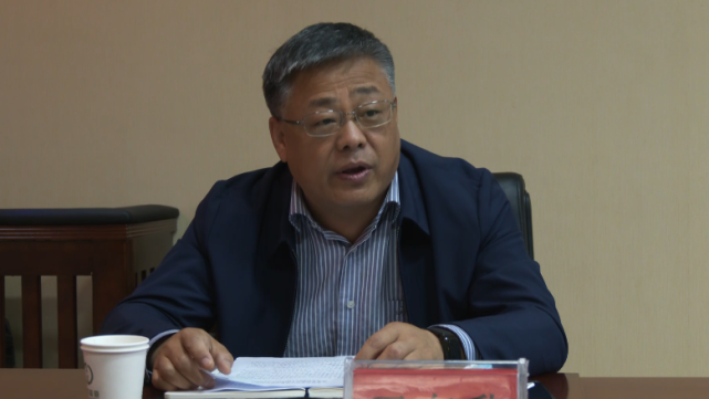 沧县人民法院党组书记,院长尹东升就如何贯彻落实会议精神,发挥基层