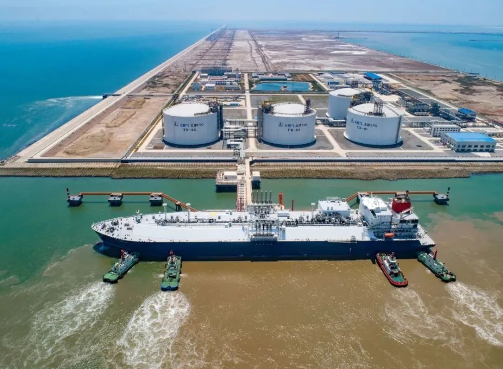 中远海能拟投资46亿元在沪东中华建造2艘lng船