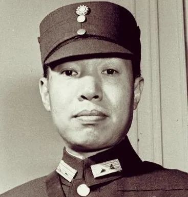 蔡廷锴南昌起义脱队为何又率19路军反蒋幕后粤军大佬才是关键