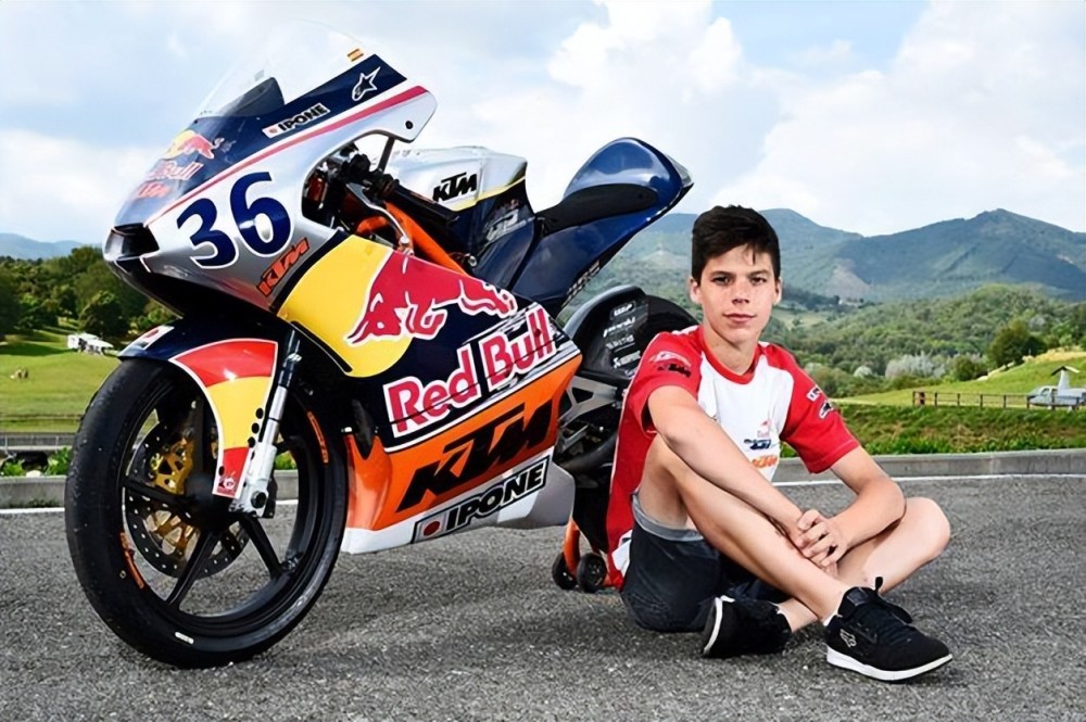 motogp车手的摇篮—红牛新秀杯,以及一大波现役车手的青涩照片_腾讯