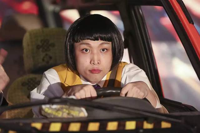 节目里,张海宇与搭档蒋易的小品很快就成了《今夜百乐门》的压轴演出