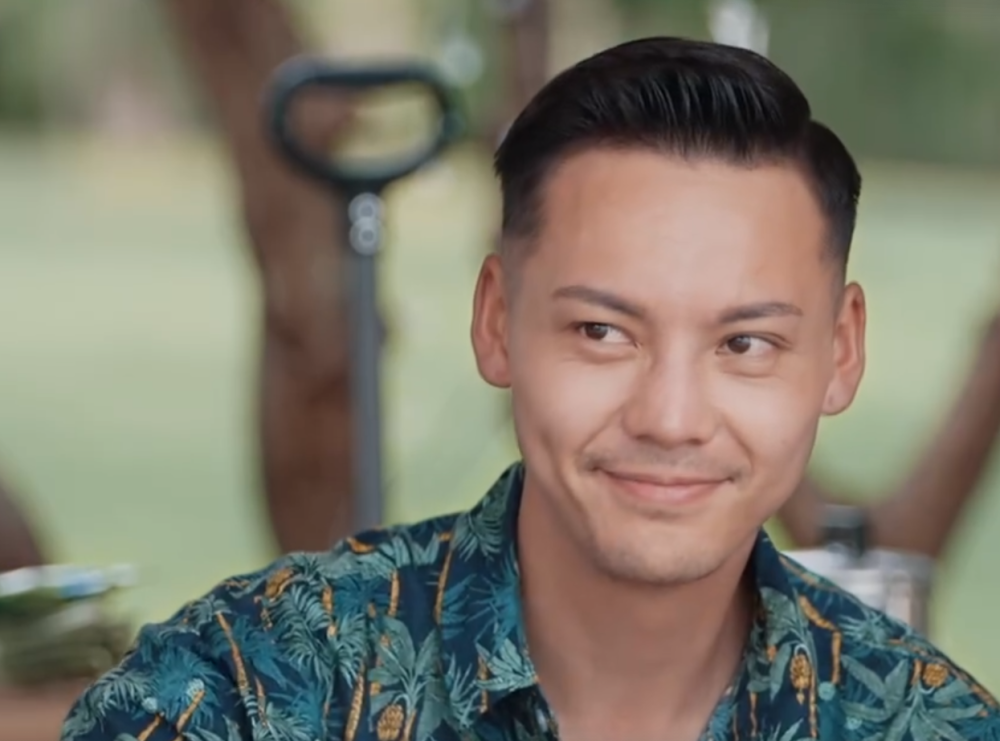 陈伟霆素颜皮肤状态很健康,直言在家爱洗碗,恰巧何穗曾大秀厨艺_腾讯