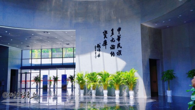 白莲洞博物馆不仅是柳州的瑰宝,更是中国和世界的瑰宝