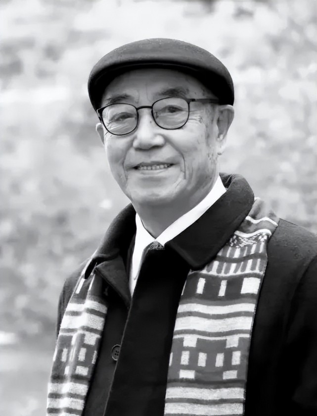 任德川先生生于1942年,是言少朋,张少楼的亲传弟子,国家一级演员,山东