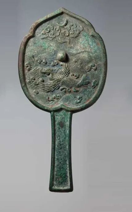 摩羯鱼-我与众神的爱恨情仇