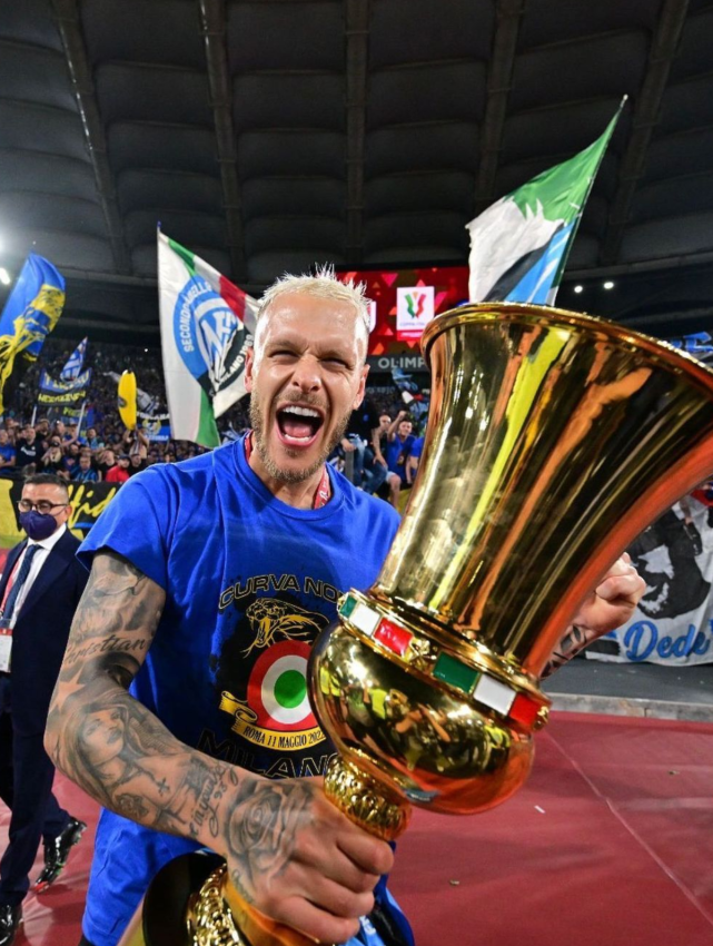 聚焦国米欢庆时刻的严谨异类 谁说足球荣耀只属于天才