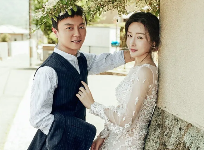 说起来,除了谢苗,很多童星成年以后,都遇到过这种情况,比如曹骏,叶静