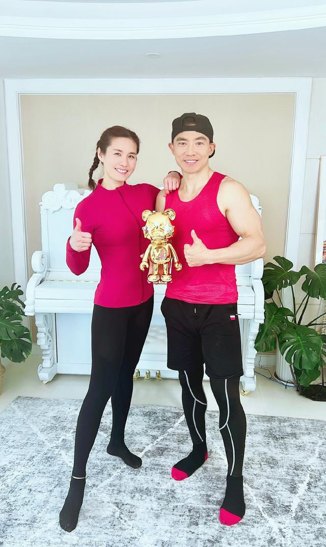 刘畊宏爆红背后的代价身上肌肉明显减少不少人盼着其犯错