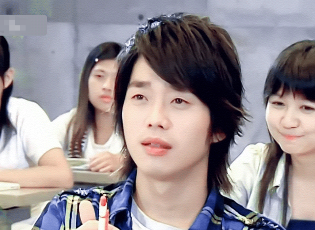 40岁张栋梁近照曝光,面容骨感又沧桑,同16年前判若两人