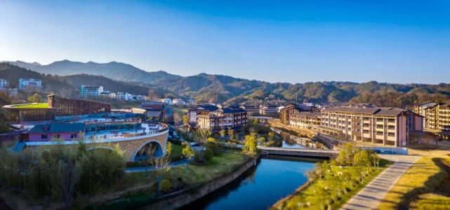 陡沙河温泉小镇5月15日恢复营业