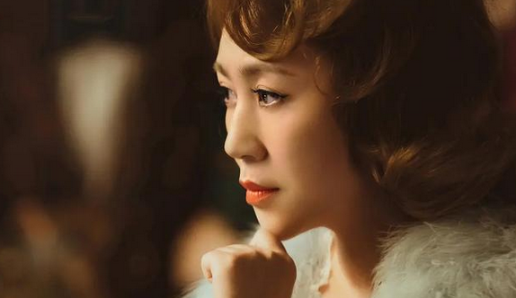 这个杀手不太冷静魏翔饰演的群众演员魏成功为了自己的演员梦而奋斗